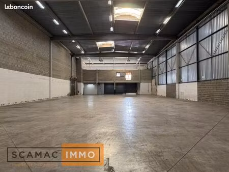 local industriel 1 325 m²