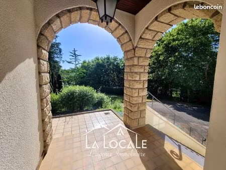 maison 6 pièces 124 m²