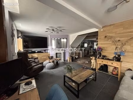 maison 6 pièces 120 m²