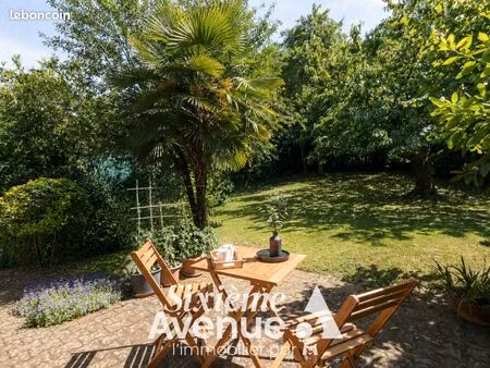 propriété 6 pièces 150 m²
