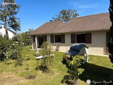 maison 6 pièces 207 m²