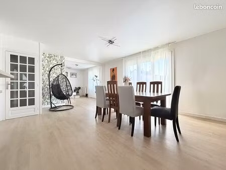 maison 7 pièces 144 m²