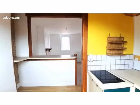 bel appartement 2 pièces rénové et lumineux