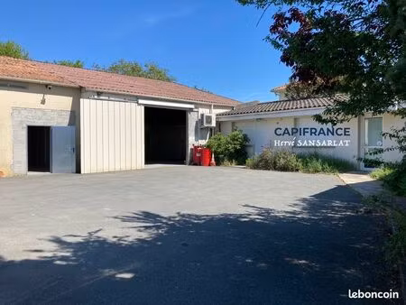 bureau 564 m²
