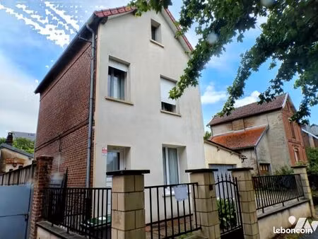 maison 3 pièces 84 m²