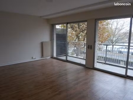 appartement 3 pièces 82 m²