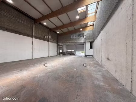 local bureaux 474 m²