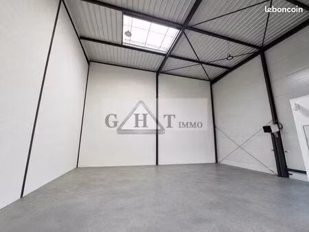local industriel 113 m²