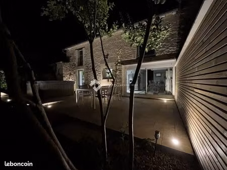 maison 5 pièces 140 m²