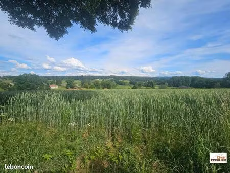 terrain 3 527 m² linards