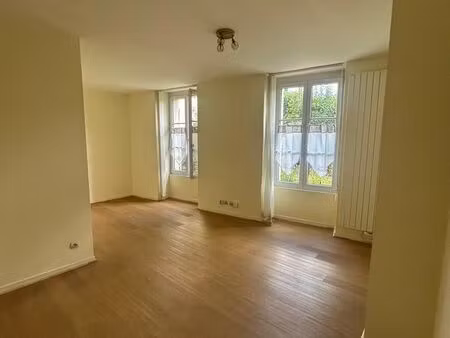 appartement f2 proche hôpital  quartier recherché entre gare et centre ville