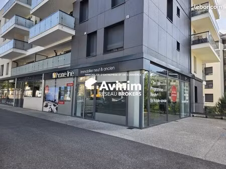 local commercial 149 m² annecy