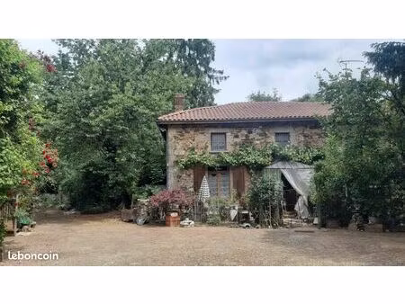 opportunité corps de ferme à rénover 40ha - saint-junien