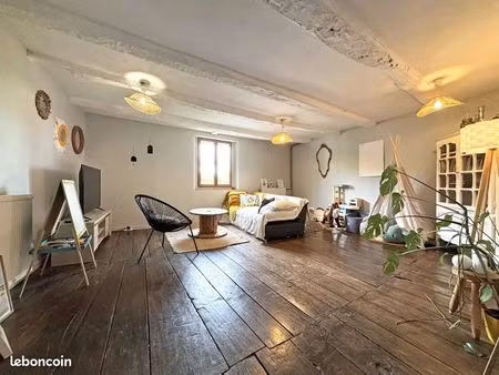 maison 7 pièces 157 m²