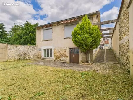 pavillon 4 pièces 165 m²