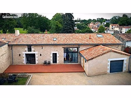maison 5 pièces 141 m²