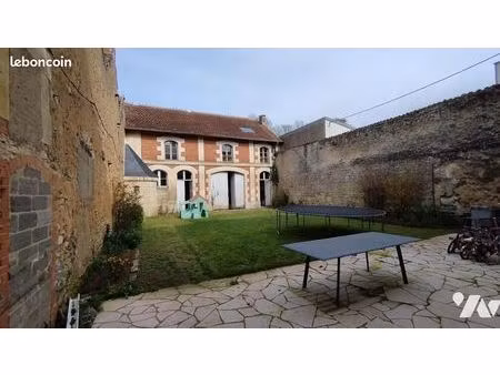 maison 12 pièces 264 m²