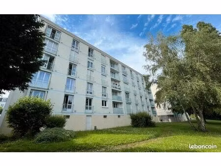 72m2 côté chu entre roche au go/baudin au 1etg profitez d’un séjour 29m2 traversant +parki