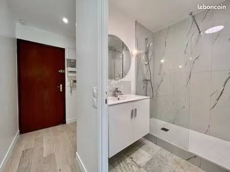studio 1 pièce 35 m²