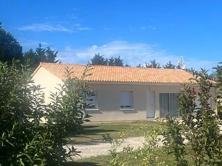 a louer  pavillon 5 pièces 110 m² 870