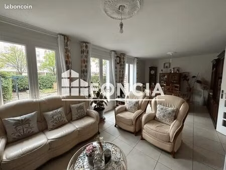 maison 5 pièces 95 m²