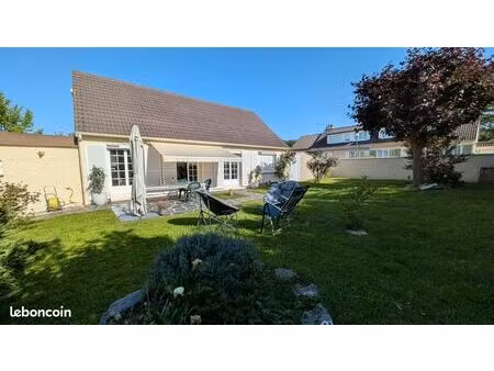 maison 7 pièces 140 m²