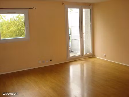 loue t2 appartement 53 m2 - savigny-le-temple - centre ville (77176)