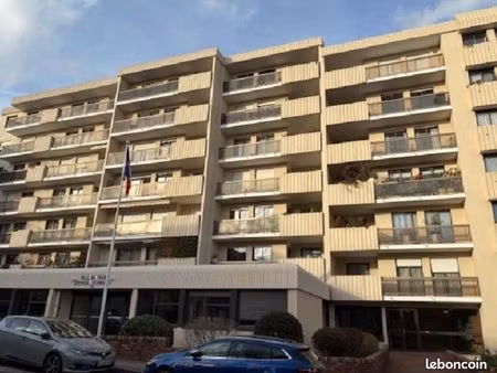 place de parking couvert - le pecq