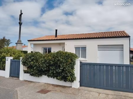 maison à brem sur mer (à 3 km de bretignolles)