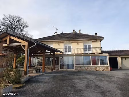 jolie maison 141 m² - 3 chambres - dépendances - véranda