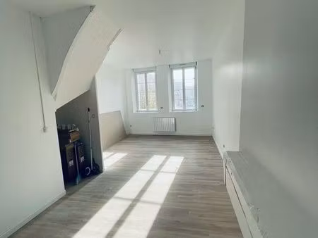 superbe t2 en duplex