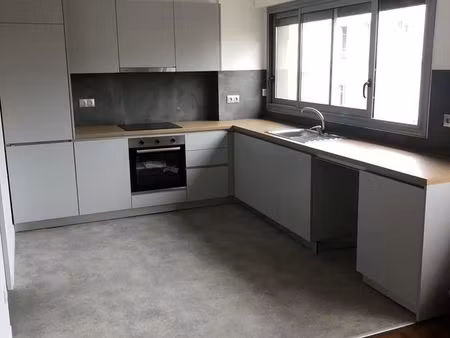 appartement 3 pièces 80 m²
