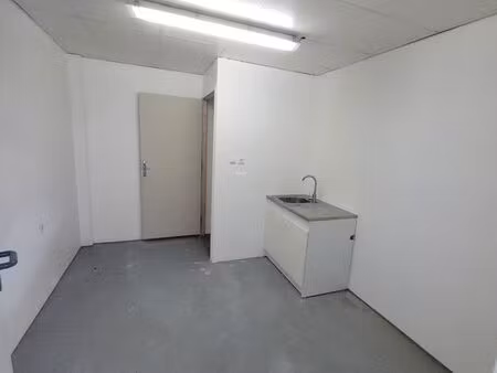 local 50m2