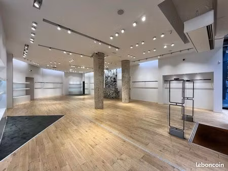 local commercial 200 m² amiens
