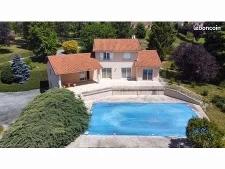 maison 4 pièces 150 m²
