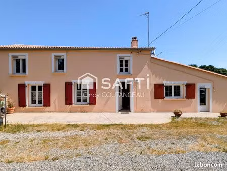 propriété 4 pièces 136 m²