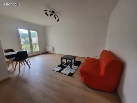a louer - studio meublé - 34 m2
