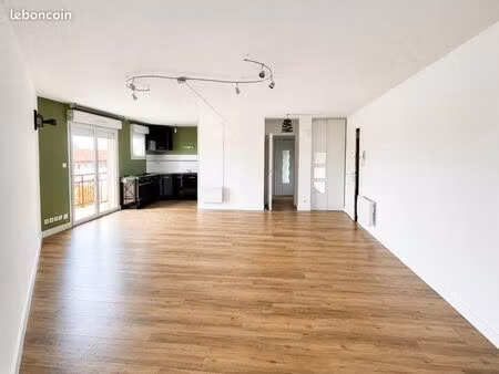 appartement – 57 m² – proche chu & facs de médecine / gibauderie
