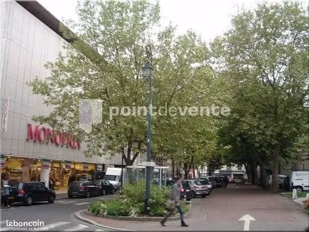 local commercial 150 m²