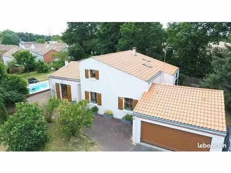 maison 7 pièces 153 m²