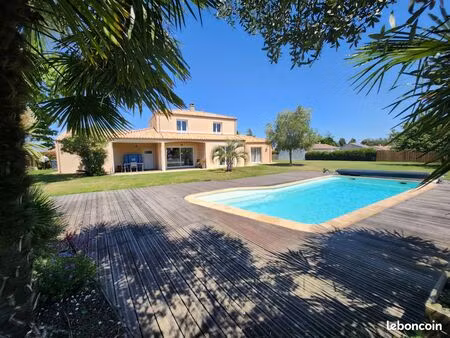 maison 7 pièces 158 m²
