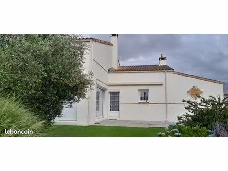maison dans quartier recherché