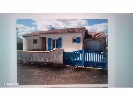 maison individuelle plein pied avec jardin  au calme...