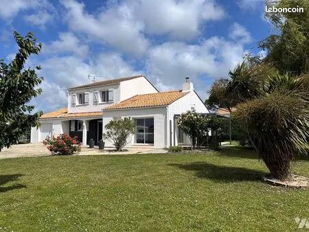 maison 4 pièces 122 m²