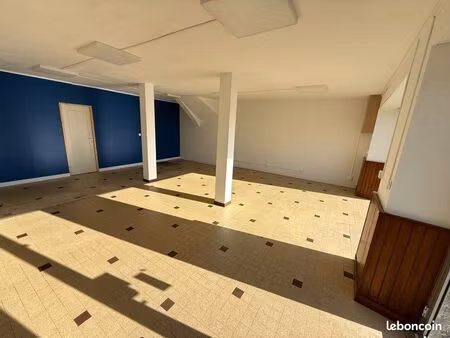 local commercial 75m2 nantiat