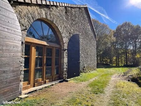 ensemble en pierre de caractère – cadre nature et calme