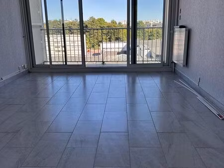 grand t2  70 m²