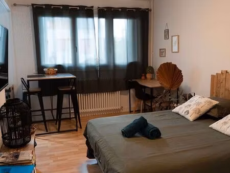 location studio meublé rénové avec parking – proche chu / beaublanc – limoges