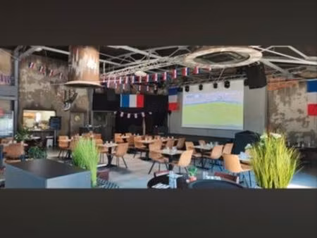 bar restaurant
