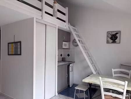 studio 1 pièce 17 m²